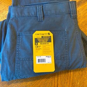 Carhartt work pants. NWT rugged flex. Navy